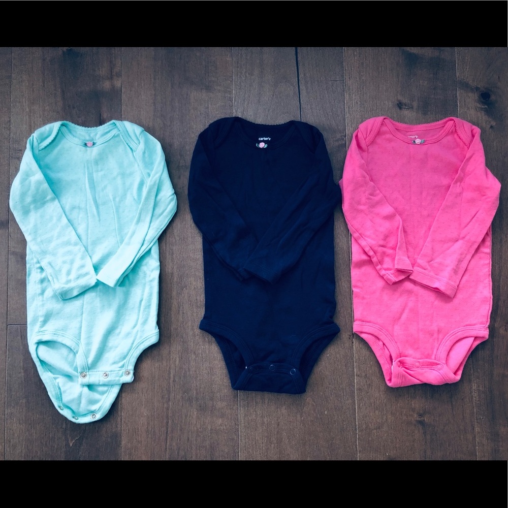 12 mo Carter’s onesies